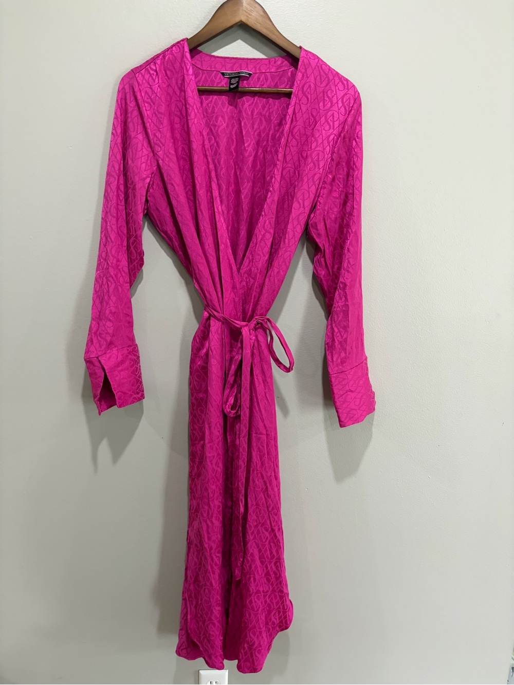 Silky Fuchsia Women's Victoria’s Secret Robe